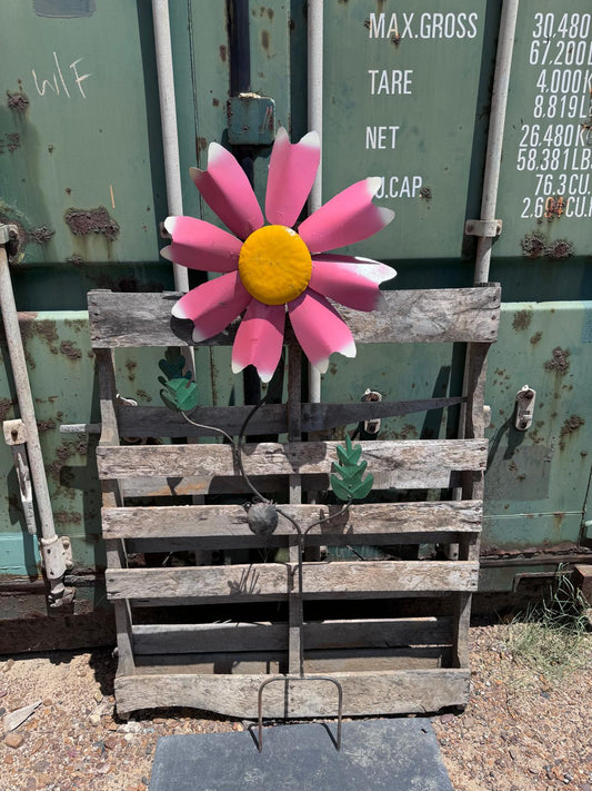 Large Pink Daisy Metal Garden Sculpture